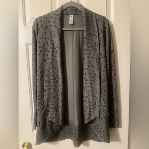 90 Degree by Reflex Women’s Olive Green Leopard Print Cardigan Sweater Small